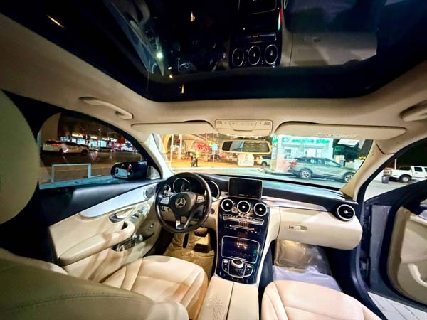 Mercedes AMG C200 - 2020 - Image 5