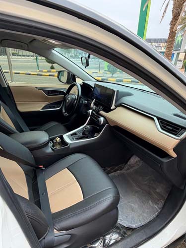 Rav 4, Toyota - 2022 - Image 3