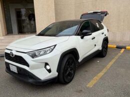 Rav 4, Toyota - 2022