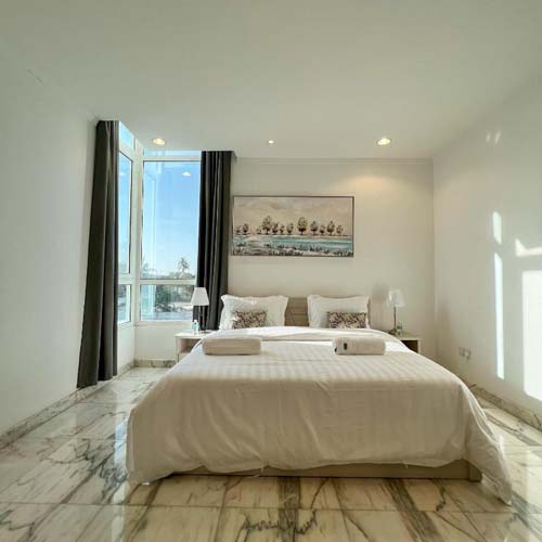 Luxury Apartment - Sea Front Jeddah - Image 2